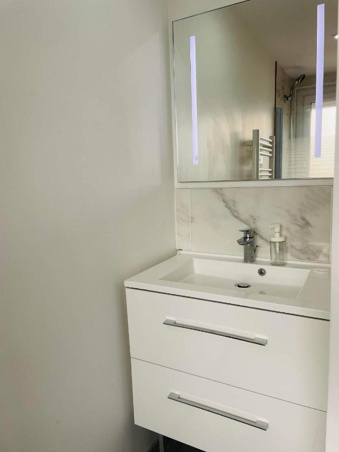 Le Terra-cota 3 Ch Privees 10' Gare-port Et Plage, Wfi, Cosy Apartment *